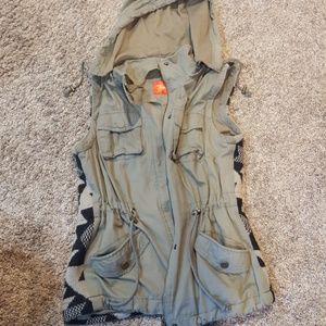Size large army green and aztec vest!